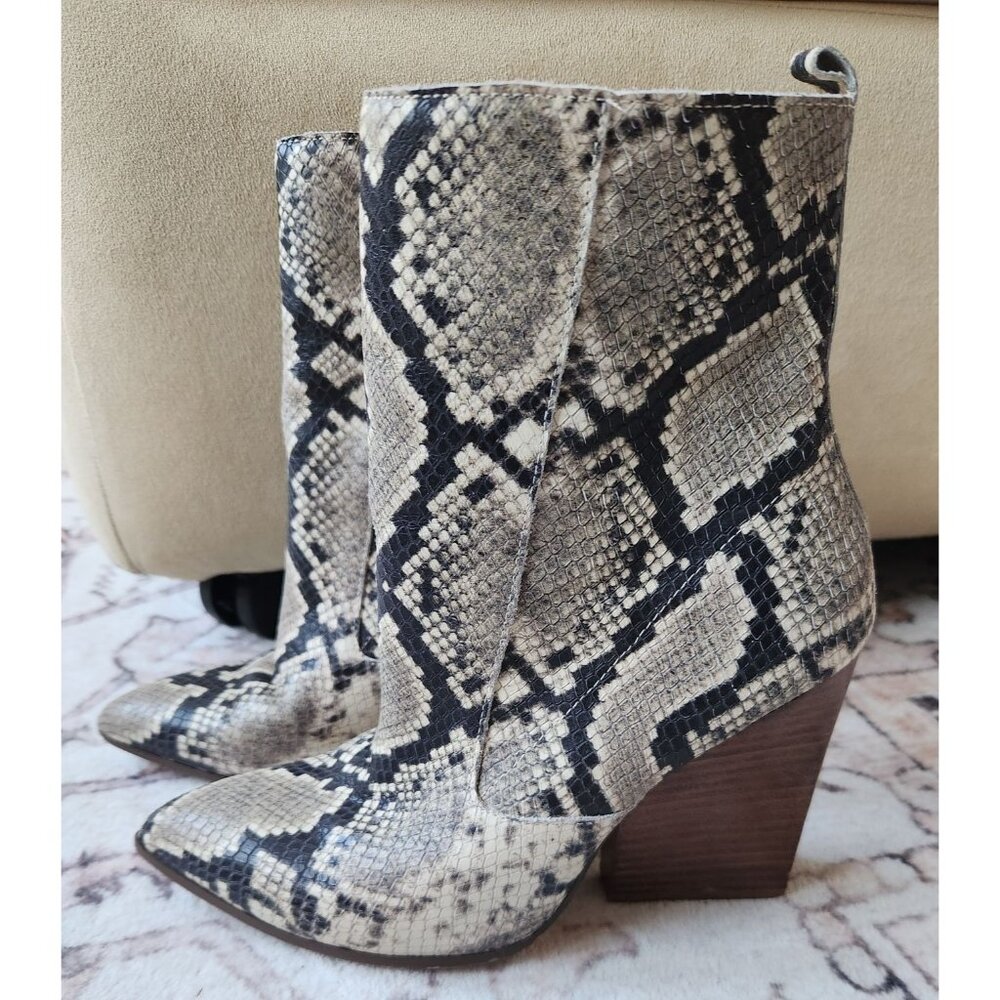 Bleecker & Bond Women's Sz. 7.5 Kailey Animal Print Stacked Heels - Picture 1 of 8